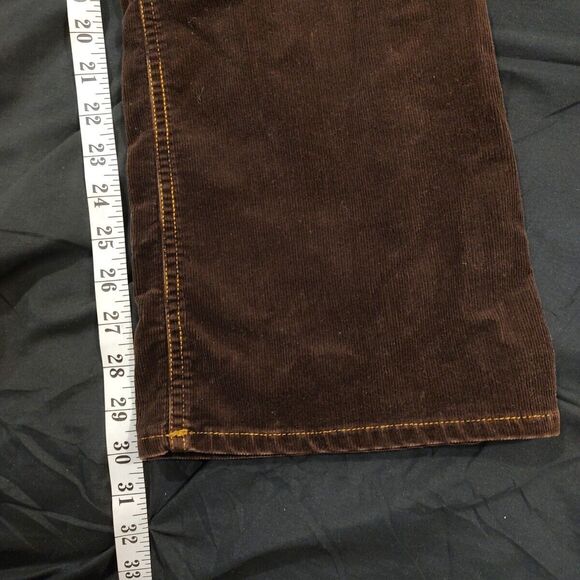 Eddie Bauer Womens Sz 12 Brown Curvy Straight Leg Corduroy Pants Mid Rise - Picture 7 of 11